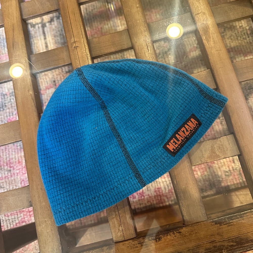 Melanzana beanie